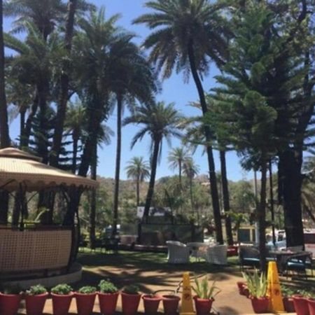 Hotel Sheratone Monte Abu Exterior foto