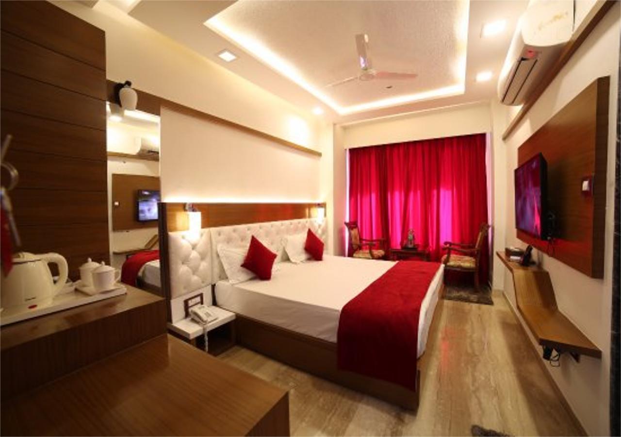 Hotel Sheratone Monte Abu Exterior foto