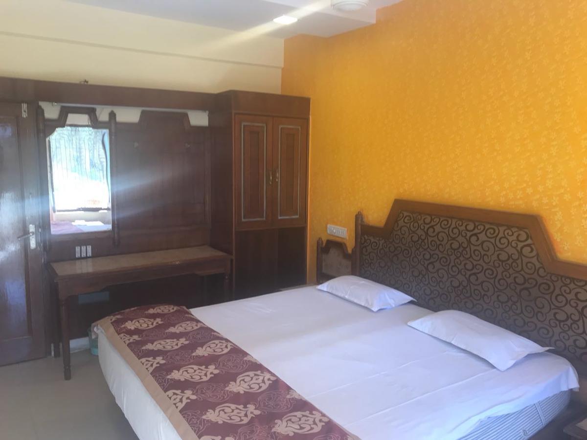 Hotel Sheratone Monte Abu Exterior foto